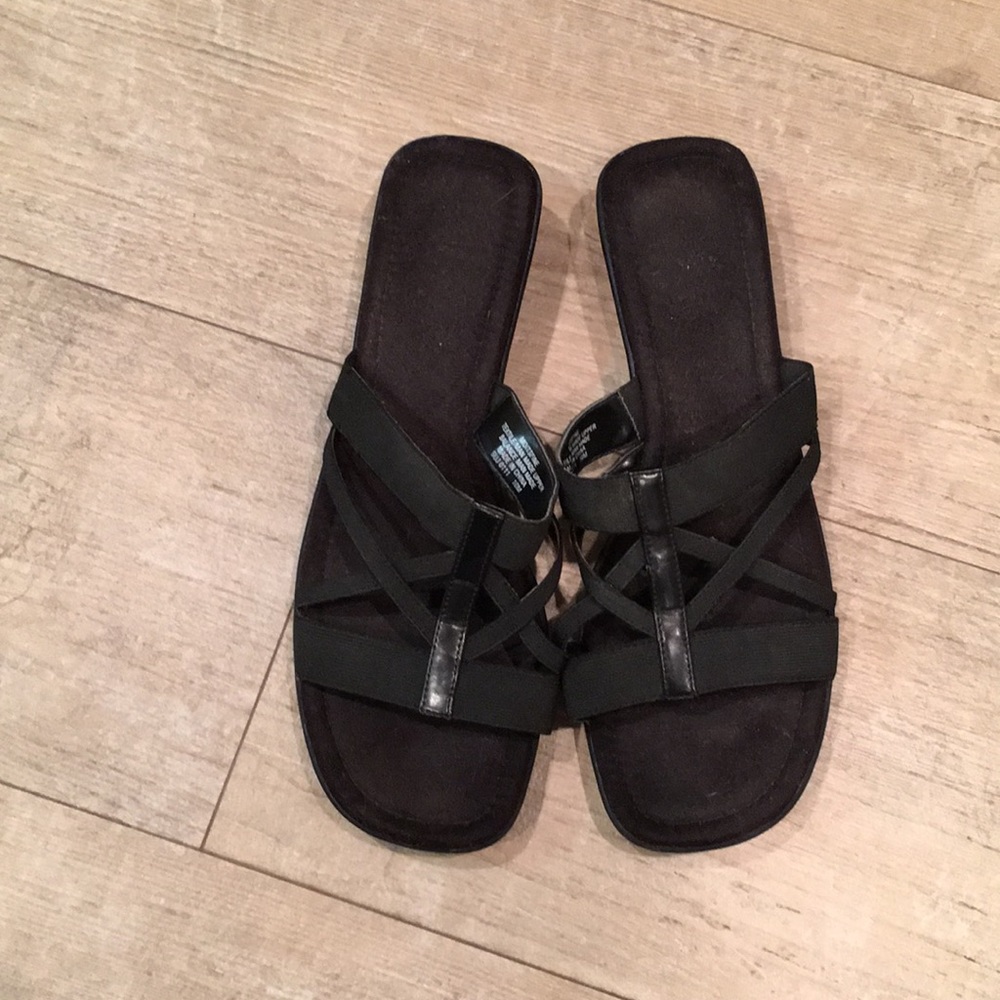 Good used condition black sandals